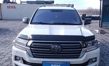 Toyota Land Cruiser 2018 года за 35 000 000 тг. в Караганда фото 2