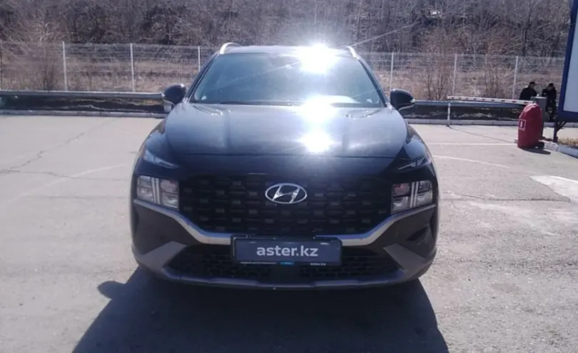 Hyundai Santa Fe 2022 года за 16 000 000 тг. в Усть-Каменогорск фото 2