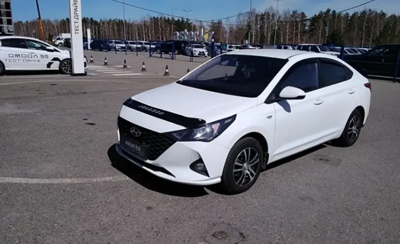 Hyundai Accent 2020 года за 6 000 000 тг. в Усть-Каменогорск