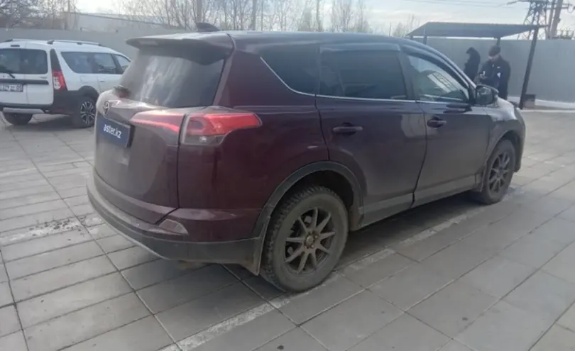 Toyota RAV4 2018 года за 13 000 000 тг. в Уральск фото 5