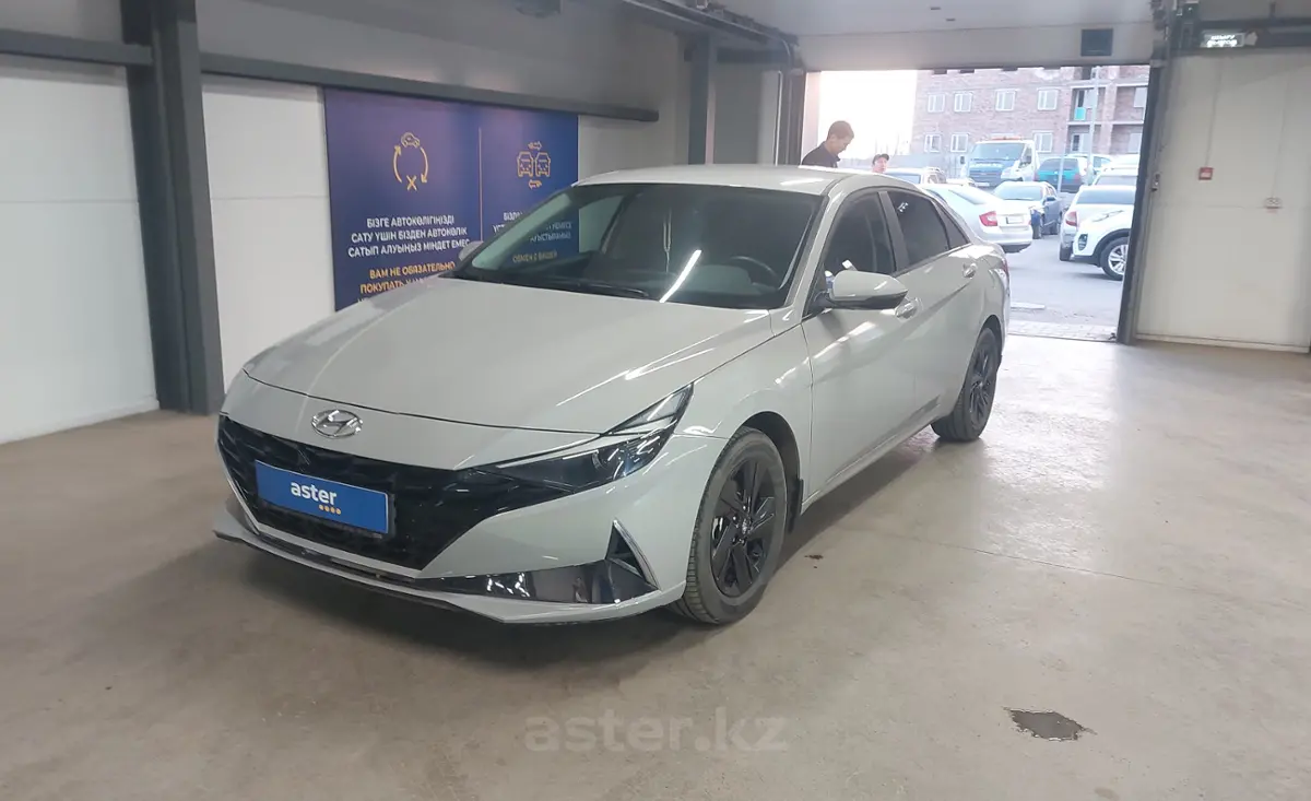Hyundai Elantra 2022 года за 9 500 000 тг. в Астана