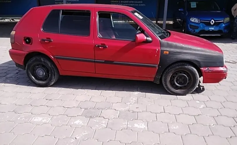 Volkswagen Golf 1996 года за 900 000 тг. в Караганда фото 4