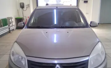 Renault Sandero 2011