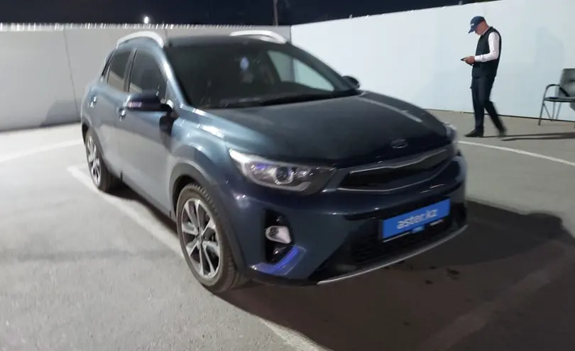 Kia Stonic 2018 года за 7 800 000 тг. в Шымкент фото 2