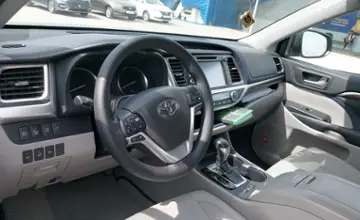 Toyota Highlander 2016 года за 18 000 000 тг. в Шымкент фото 5
