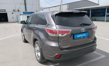 Toyota Highlander 2016 года за 18 000 000 тг. в Шымкент фото 4