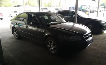 Hyundai Sonata 2005 года за 2 900 000 тг. в Алматы фото 3