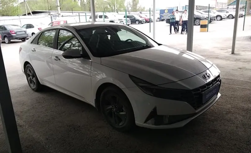 Hyundai Elantra 2023 года за 10 000 000 тг. в Алматы фото 3