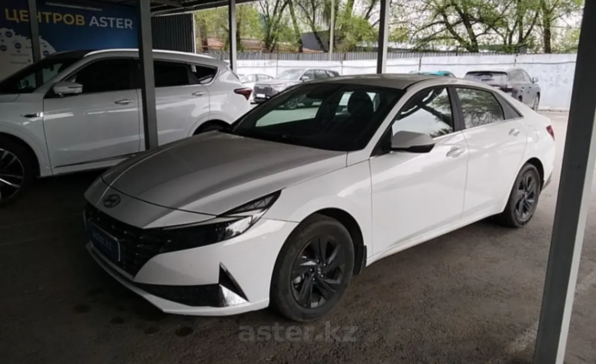 Hyundai Elantra 2023 года за 10 000 000 тг. в Алматы