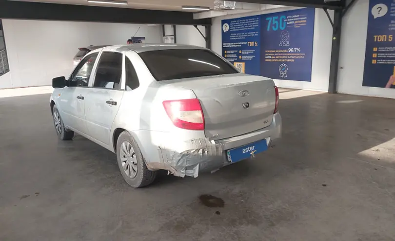 LADA (ВАЗ) Granta 2013 года за 1 500 000 тг. в Астана фото 4