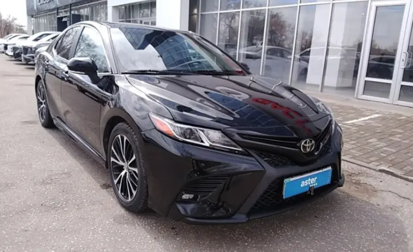 Toyota Camry 2019 года за 12 800 000 тг. в Актобе фото 3