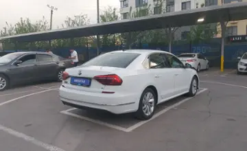Volkswagen Passat 2017 года за 7 000 000 тг. в Алматы фото 3