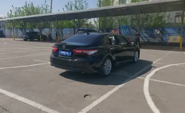 Toyota Camry 2018 года за 13 000 000 тг. в Алматы фото 3
