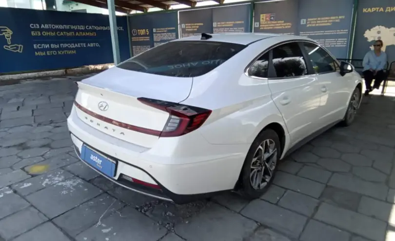 Hyundai Sonata 2021 года за 12 000 000 тг. в Талдыкорган фото 5