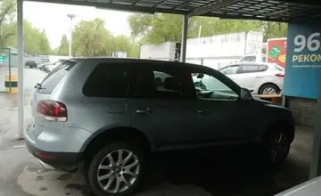 Volkswagen Touareg 2008 года за 5 000 000 тг. в Алматы фото 4