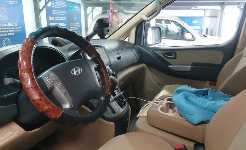 Hyundai H-1 2012 года за 11 000 000 тг. в Астана фото 5