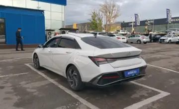 Hyundai Elantra 2023 года за 9 500 000 тг. в Алматы фото 4
