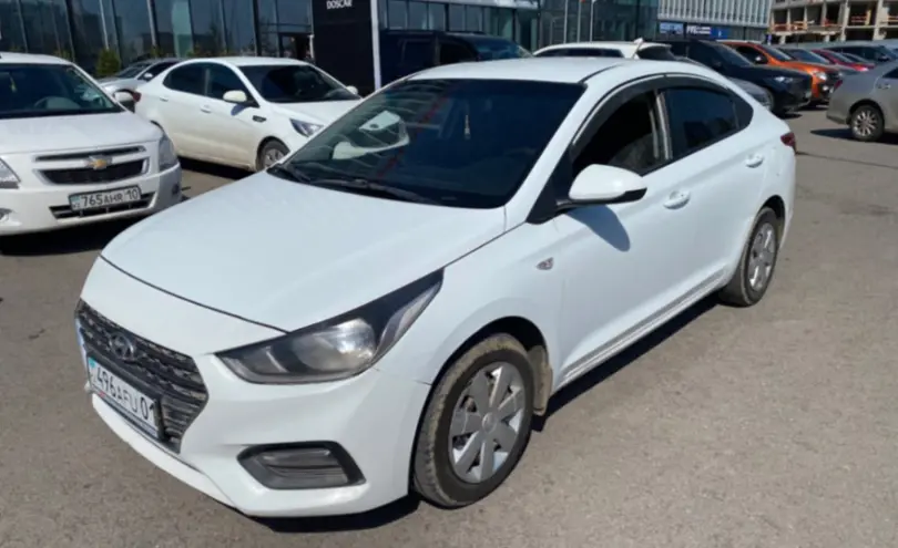 Hyundai Accent 2019 года за 7 000 000 тг. в Астана