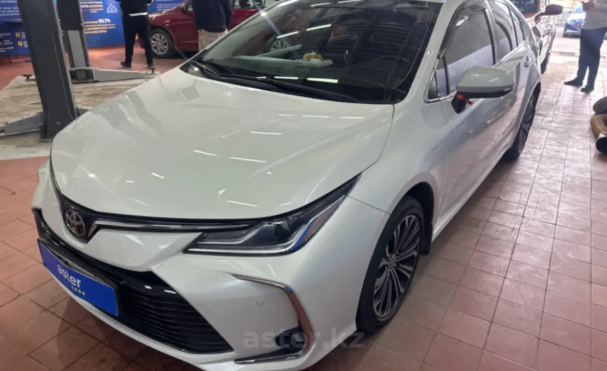 Toyota Corolla 2020 года за 9 700 000 тг. в Астана
