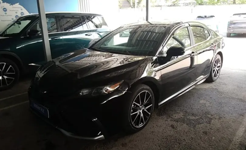 Toyota Camry 2021 года за 12 000 000 тг. в Алматы