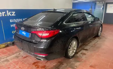 Hyundai Sonata 2016 года за 8 000 000 тг. в Астана