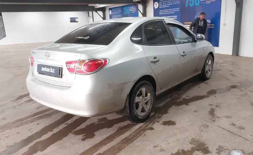 Hyundai Avante 2009 года за 3 500 000 тг. в Астана фото 3