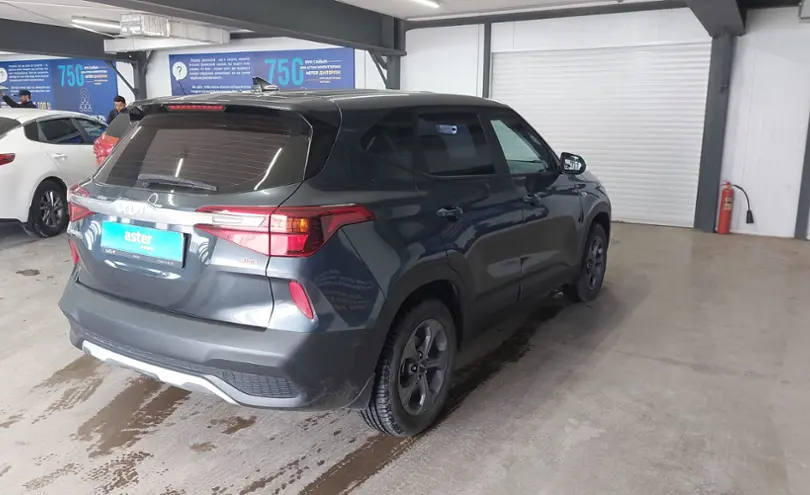 Kia Seltos 2022 года за 11 300 000 тг. в Астана фото 3
