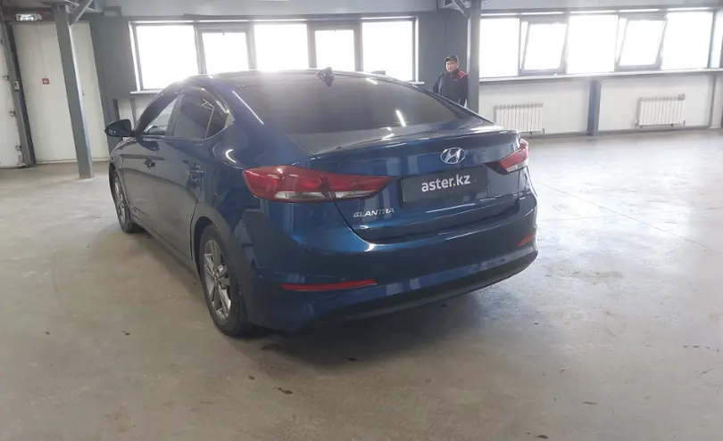 Hyundai Elantra 2018 года за 7 000 000 тг. в Астана фото 4