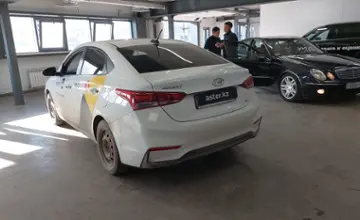 Hyundai Accent 2019 года за 7 000 000 тг. в Астана фото 4