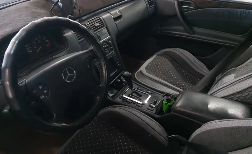 Mercedes-Benz E-Класс 2001 года за 3 000 000 тг. в Астана фото 5