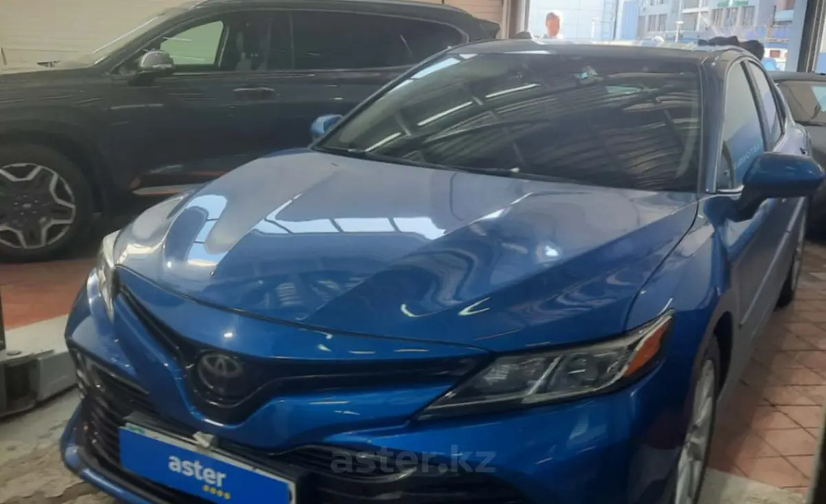 Toyota Camry 2019 года за 12 000 000 тг. в Астана