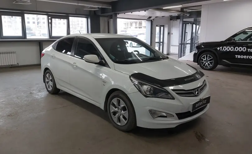 Hyundai Solaris 2015 года за 5 600 000 тг. в Астана фото 2