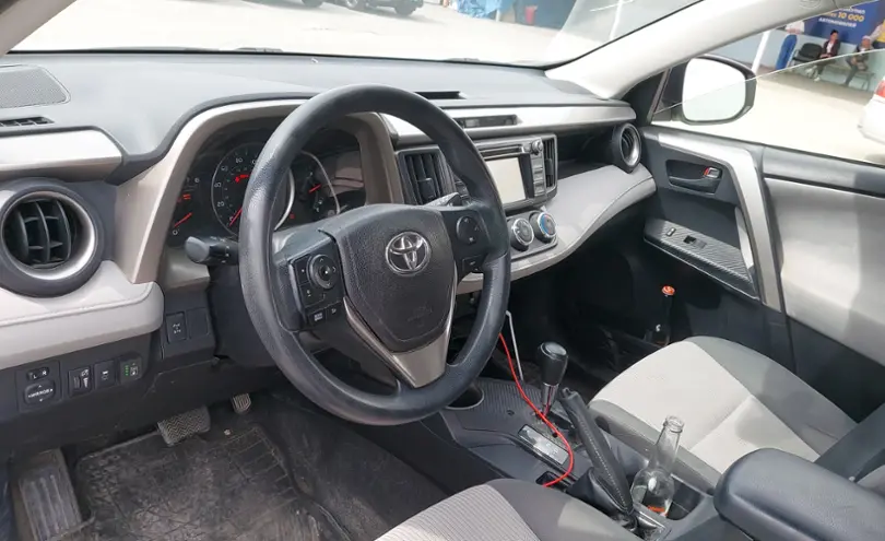 Toyota RAV4 2015 года за 11 000 000 тг. в Шымкент фото 5