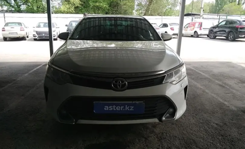 Toyota Camry 2016 года за 10 000 000 тг. в Алматы фото 2