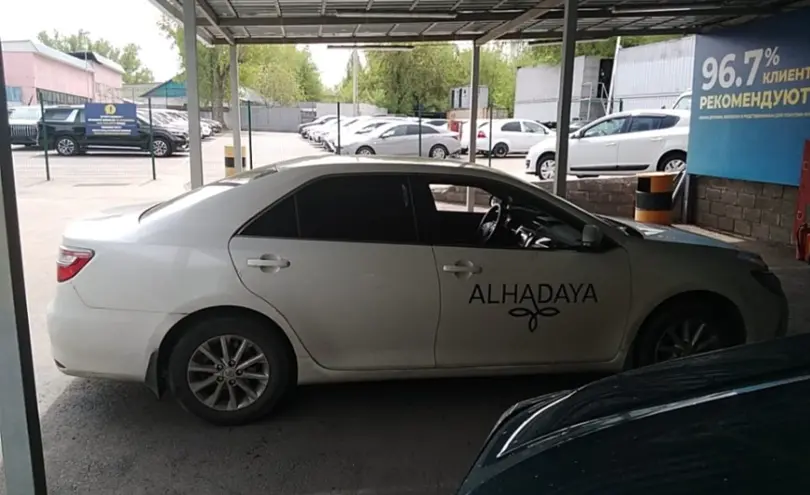 Toyota Camry 2016 года за 10 000 000 тг. в Алматы фото 4