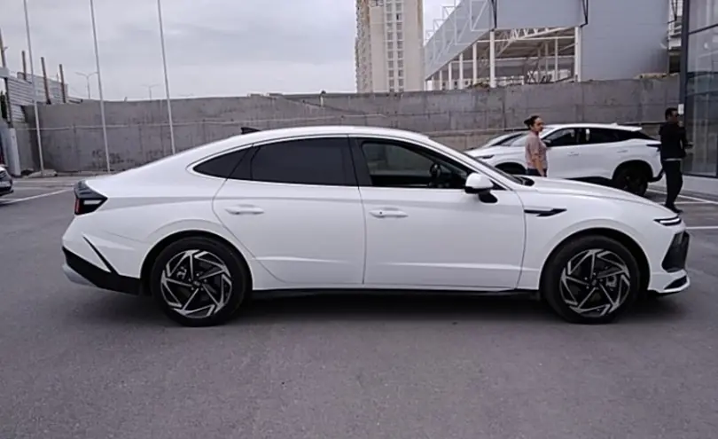 Hyundai Sonata 2024 года за 16 000 000 тг. в Шымкент фото 4