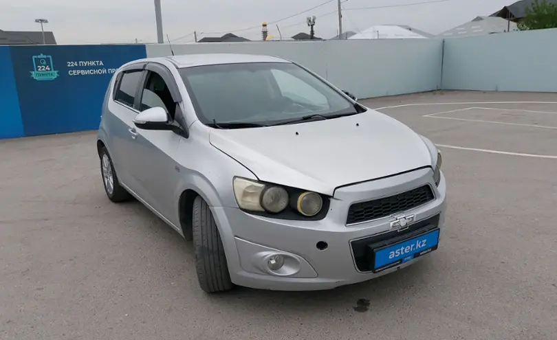 Chevrolet Aveo 2014 года за 3 000 000 тг. в Шымкент фото 2