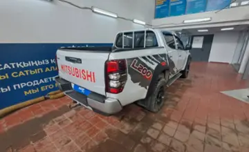 Mitsubishi L200 2019 года за 13 000 000 тг. в Астана