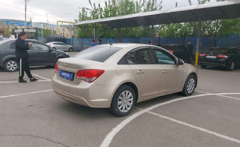 Chevrolet Cruze 2013 года за 3 000 000 тг. в Алматы фото 3