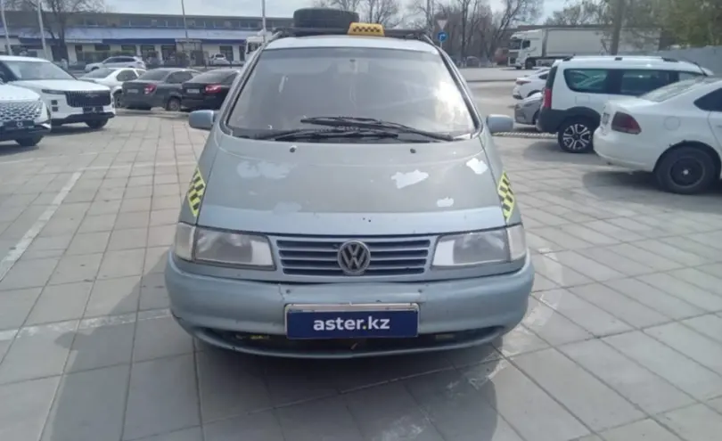 Volkswagen Sharan 2000 года за 2 600 000 тг. в Уральск фото 2