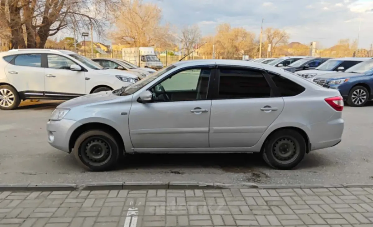 LADA (ВАЗ) Granta 2015
