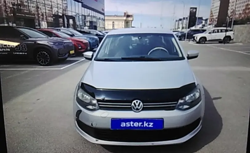 Volkswagen Polo 2015 года за 5 500 000 тг. в Шымкент фото 2