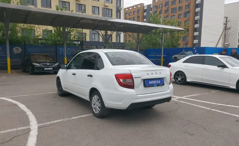 LADA (ВАЗ) Granta 2021 года за 3 000 000 тг. в Алматы фото 4