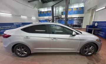 Hyundai Elantra 2017 года за 6 200 000 тг. в Астана фото 4