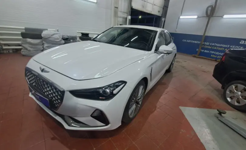 Genesis G70 2020 года за 13 000 000 тг. в Астана