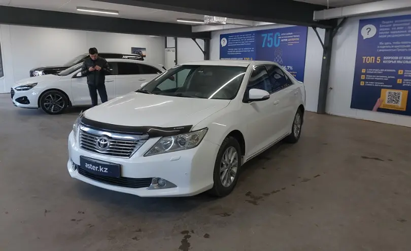 Toyota Camry 2014 года за 8 100 000 тг. в Астана