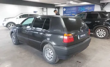 Volkswagen Golf 1993 года за 1 400 000 тг. в Астана фото 4