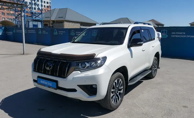 Toyota Land Cruiser Prado 2022 года за 40 000 000 тг. в Шымкент