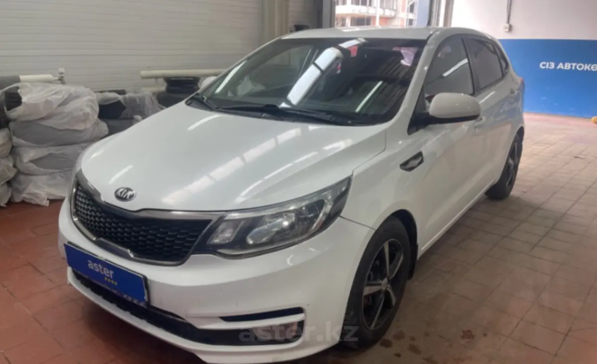 Kia Rio 2015 года за 5 000 000 тг. в Астана