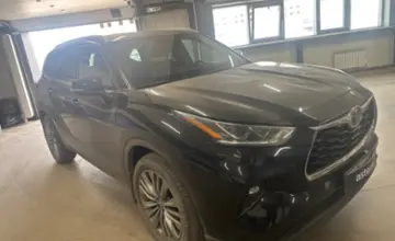 Toyota Highlander 2020 года за 27 000 000 тг. в Астана фото 3